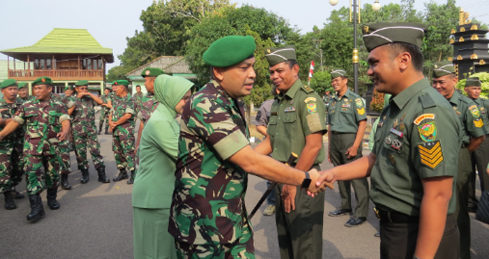 Dandim 0402/OKI Pimpin Korps Raport Kenaikan Pangkat - Berita Kajang