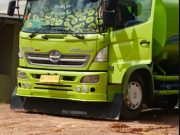 Mobil JGR Bebas Angkut Minyak Ilegal di Keluang, Aparat Dinilai Tutup Mata