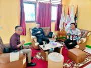 Peduli Pendidikan, Komisaris TR Jaya Grup Renovasi Mushola SMAN 1 Sanga Desa